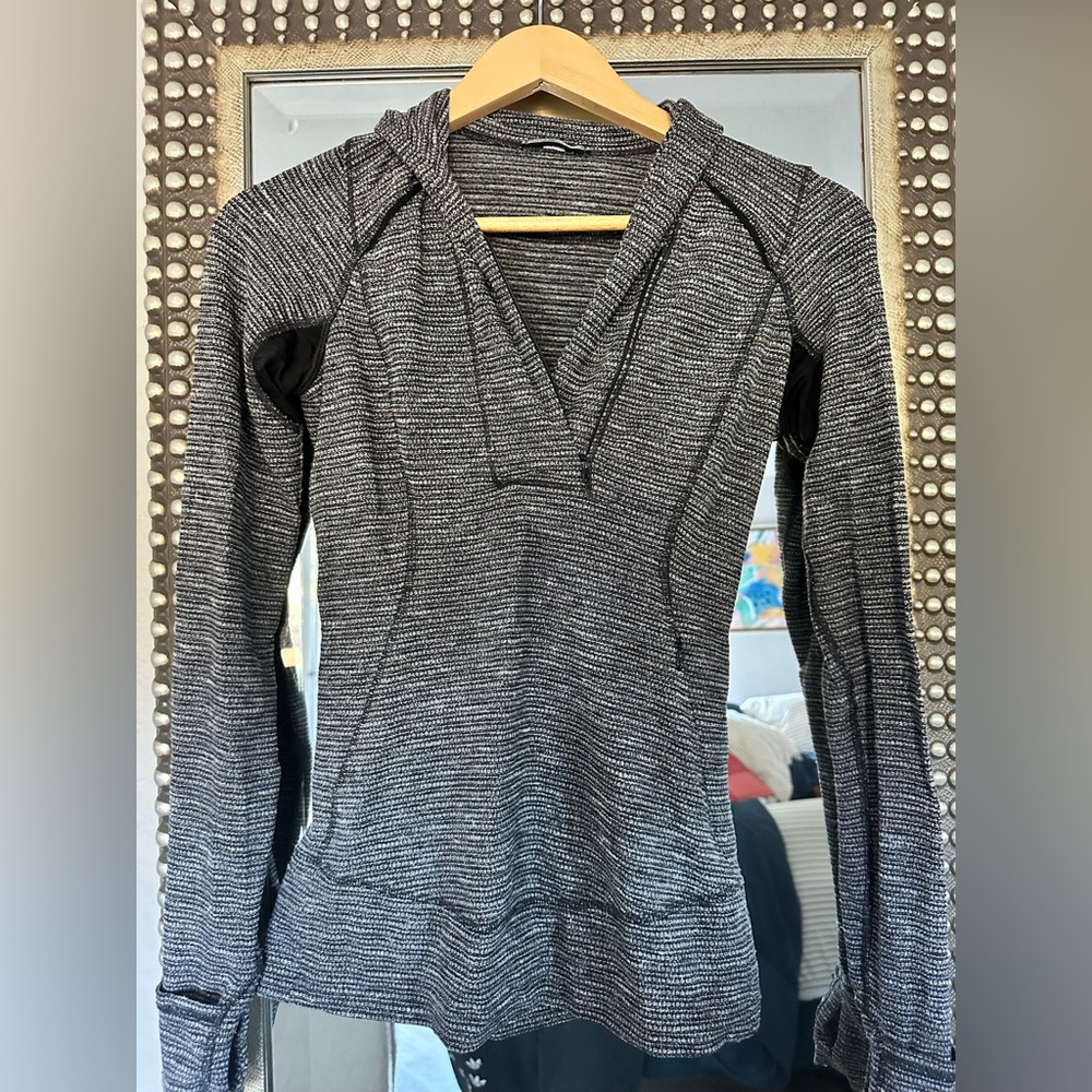 Lululemon Think Fast Pullover Rulu ½ Zip – Size 2
